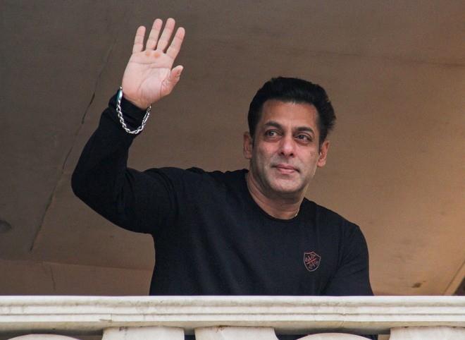 Salman Khan requests fans to say home amid corona virus pandemic