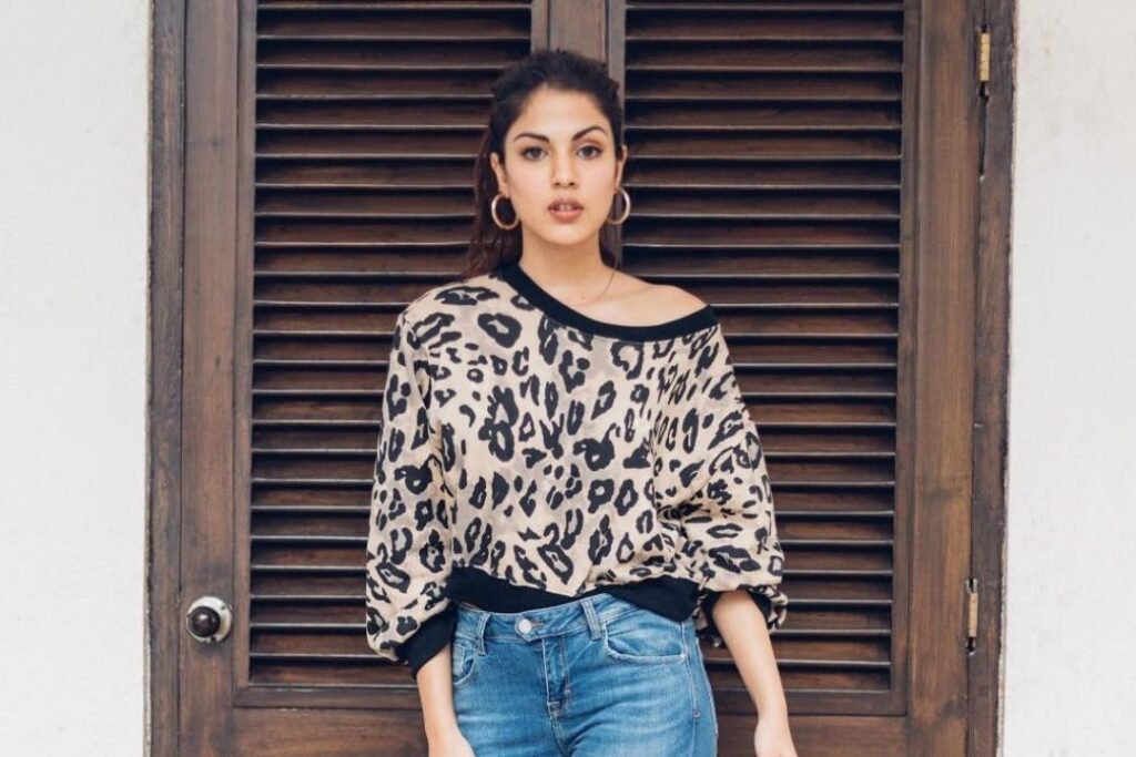 Rhea Chakraborty Shares an inspirational verse on overcoming hardships