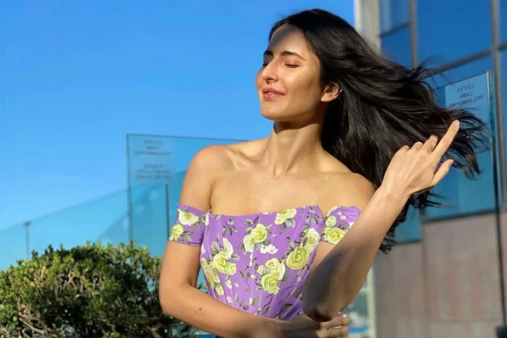 Katrina Kaif Looks Fresh As Daisy in These No-Makeup Sunkissed Pictures from turkey