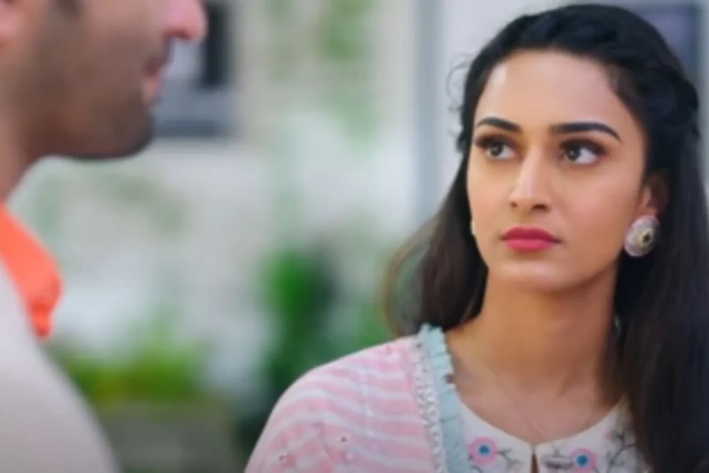 Kuch Rang Pyar Ke Aise Bhi Written Update 14 September 2021: Sonakshi Suspects Sanjana’s intentions for Dev