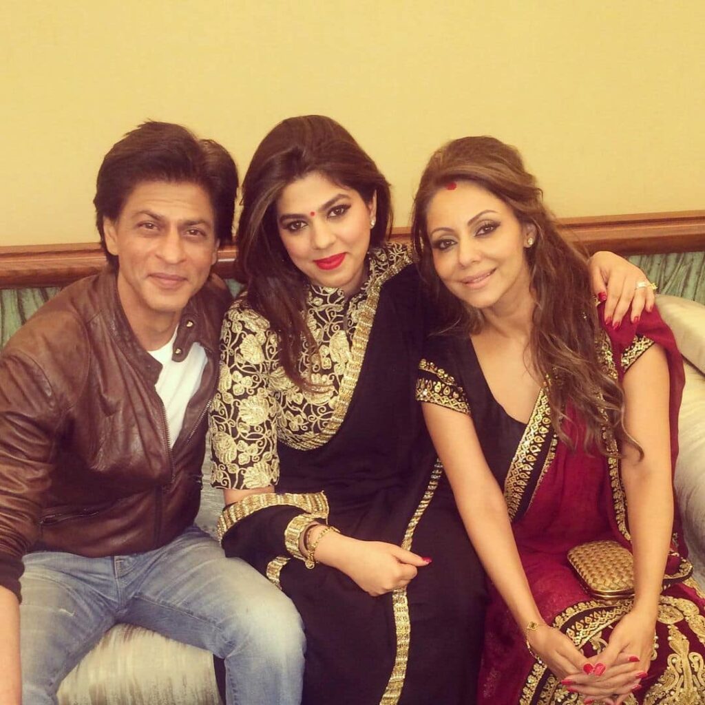 Pooja Dadlani with Shah Rukh Khan and Gauri Khan 