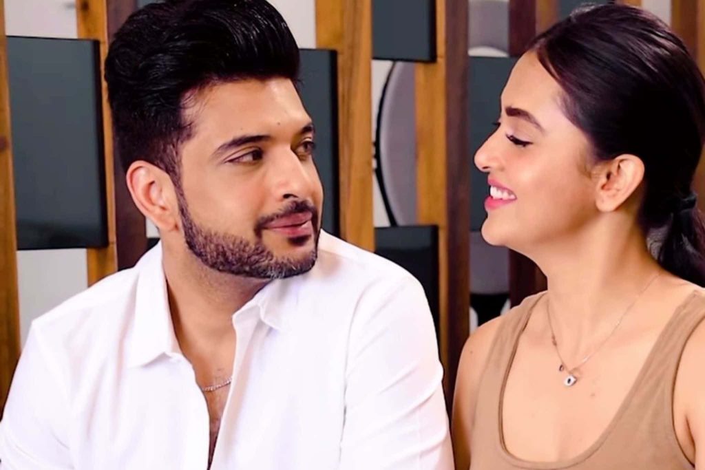 #TejRan Fans Go Frenzy After Karan Kundrra Reaches Naagin 6 Set To Meet Tejasswi Prakash, Watch Video